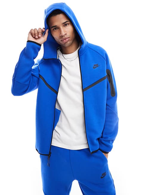 NIKE TECH FLEECE