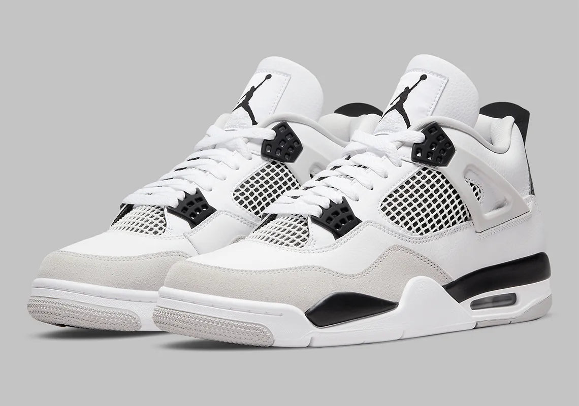 NIKE AIR JORDAN 4