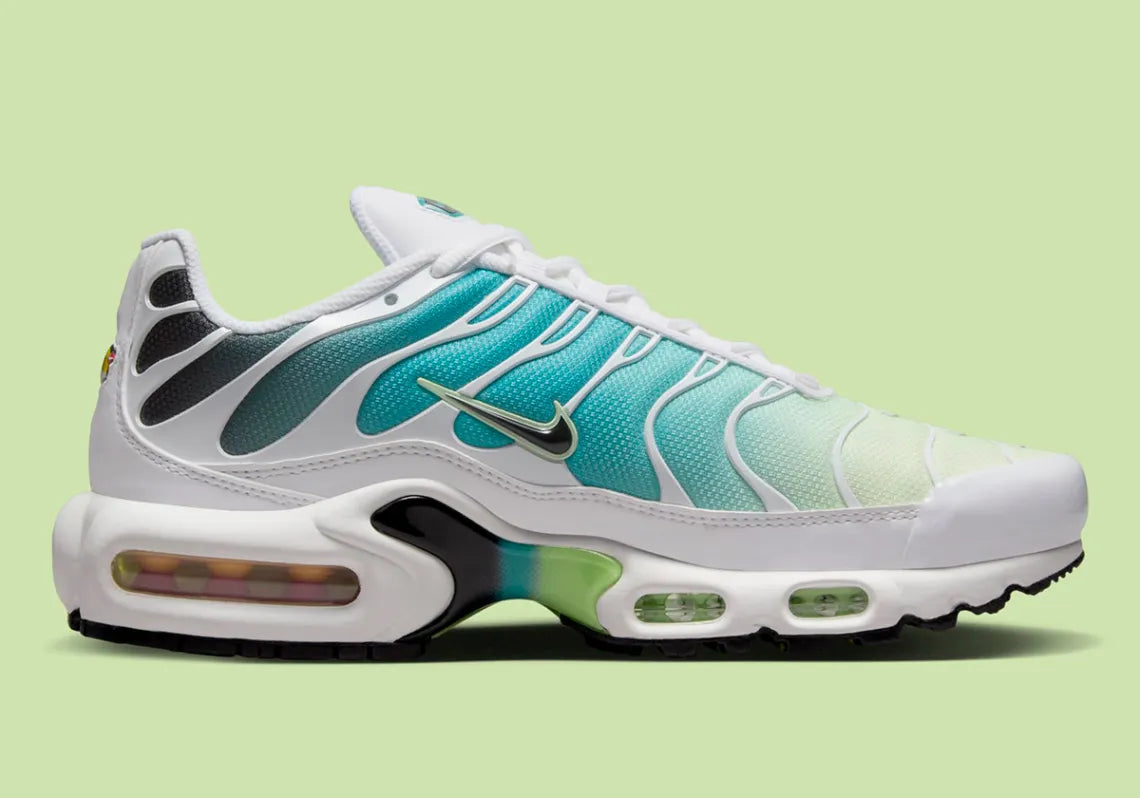 NIKE AIR MAX PLUS TN