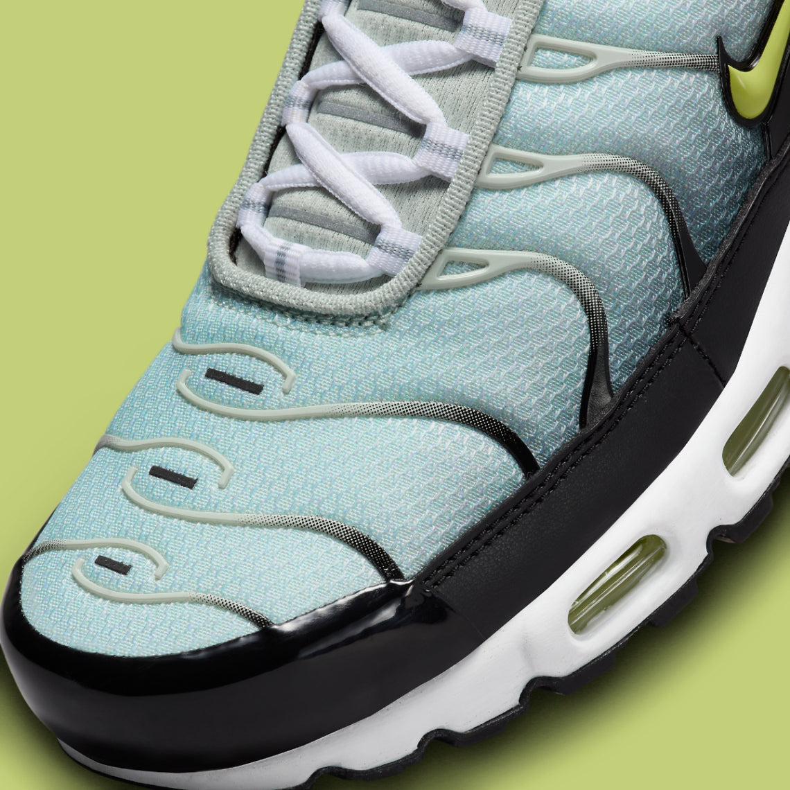 NIKE AIR MAX PLUS TN