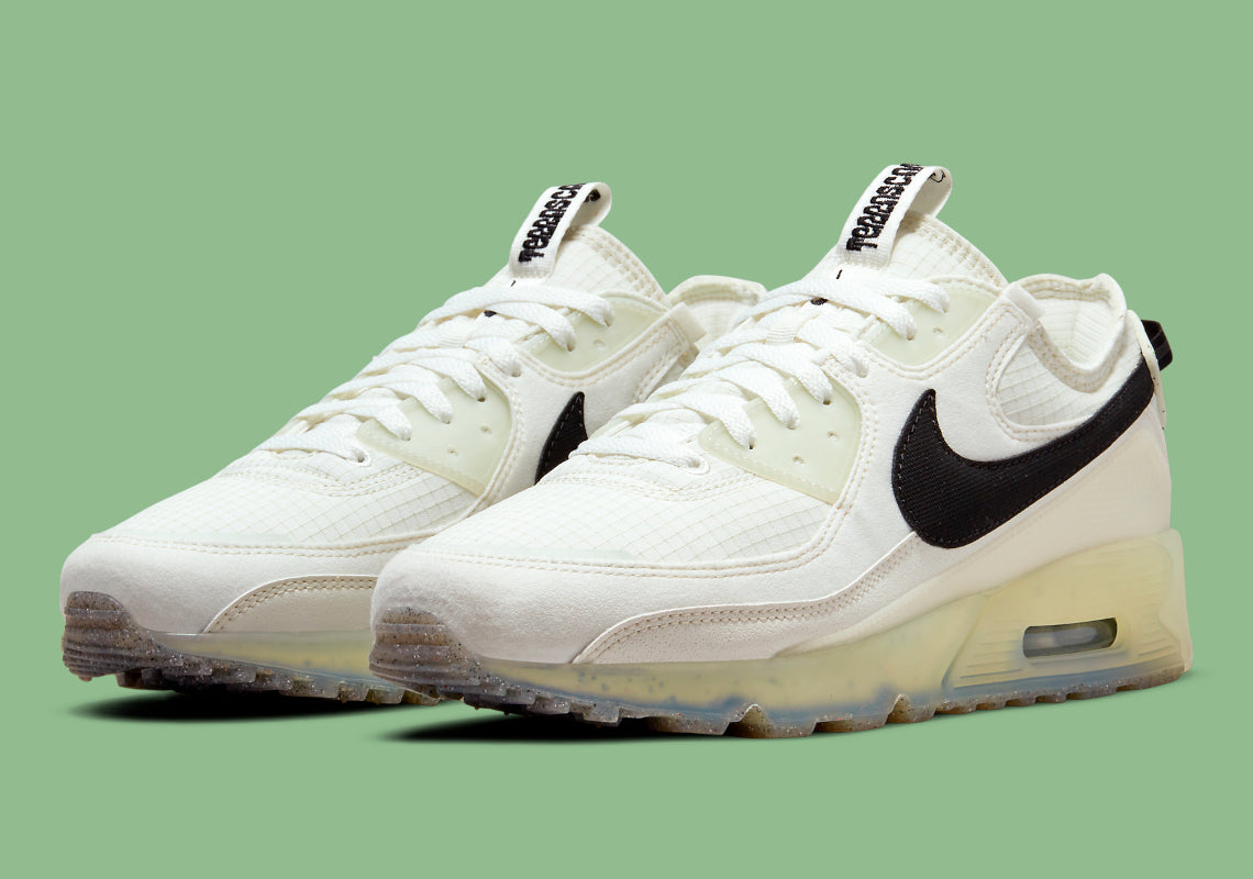 NIKE AIR MAX 90