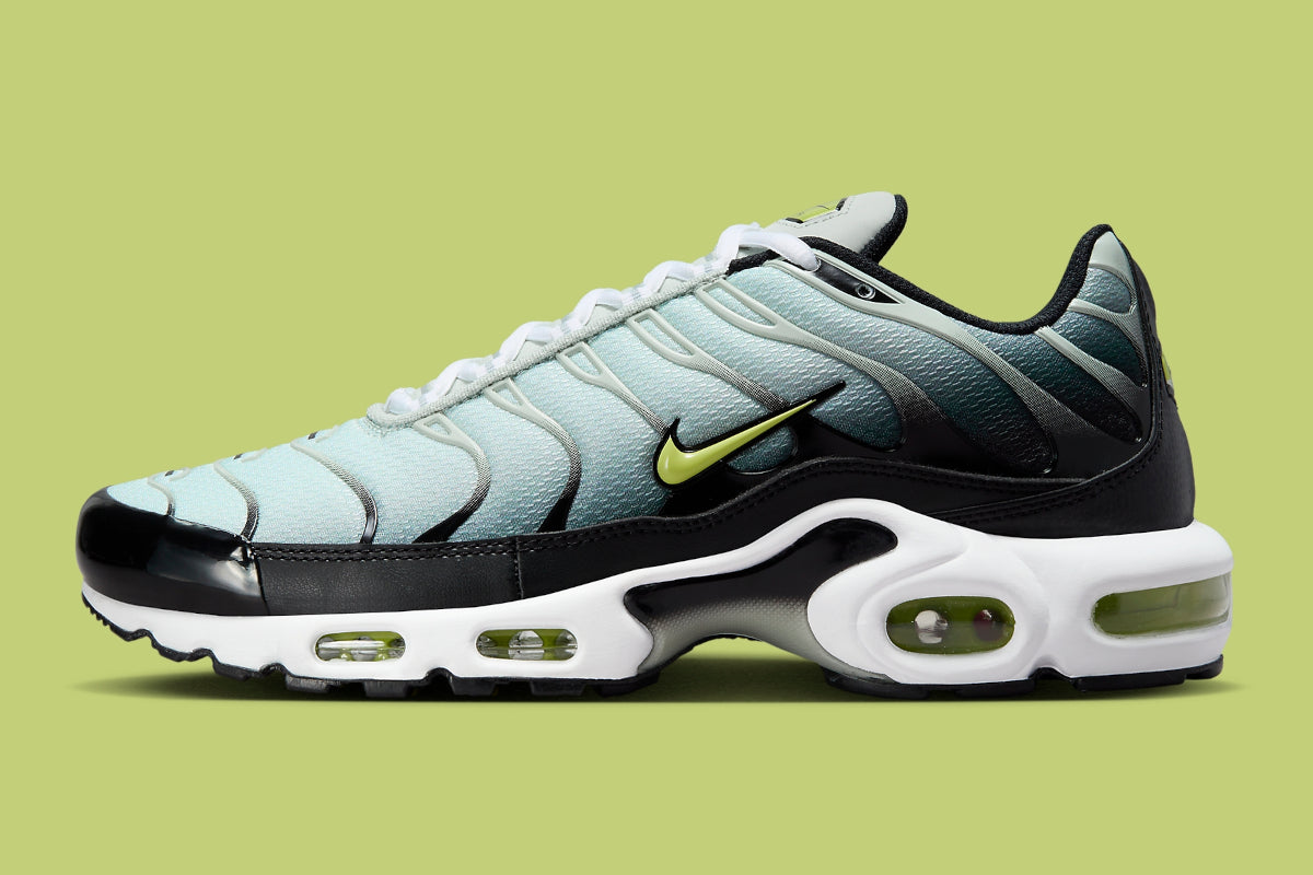 NIKE AIR MAX PLUS TN