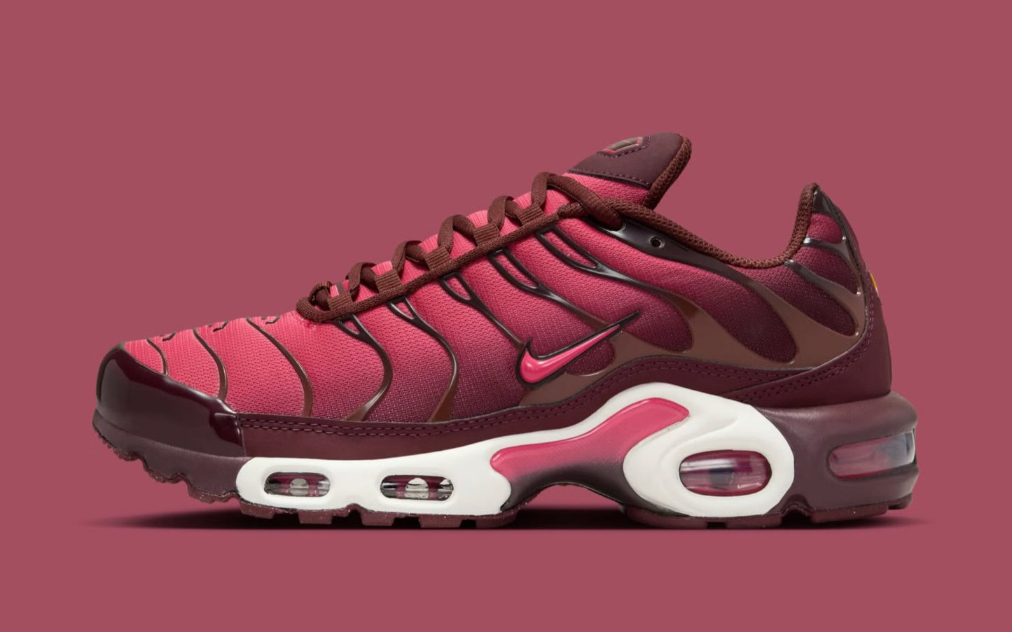 NIKE AIR MAX PLUS TN