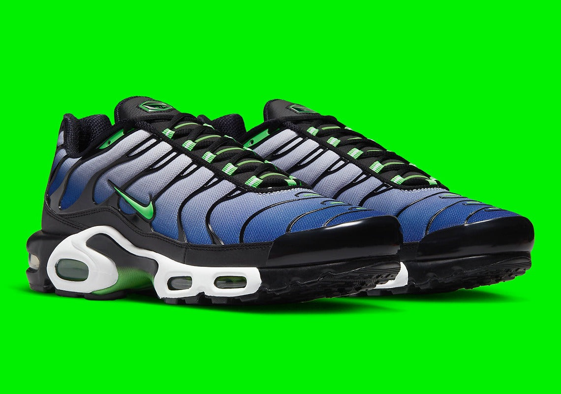 NIKE AIR MAX PLUS TN