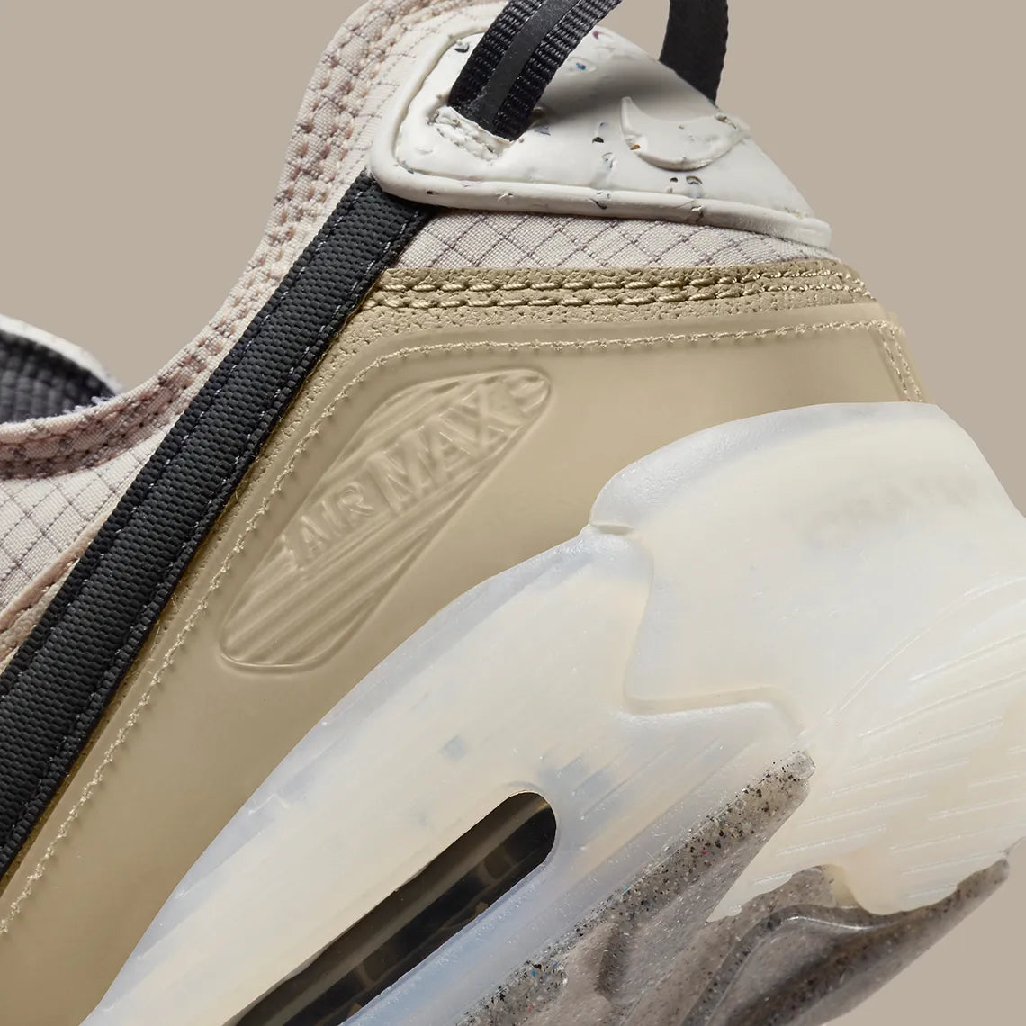 NIKE AIR MAX 90