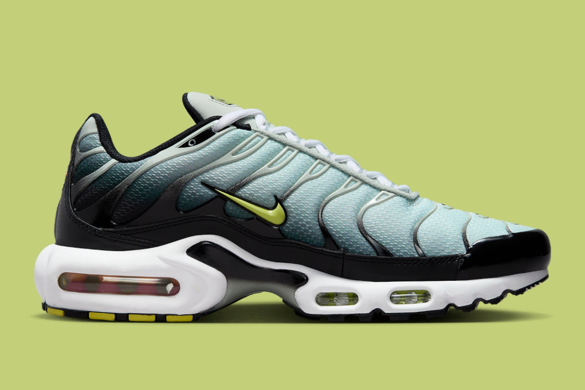 NIKE AIR MAX PLUS TN