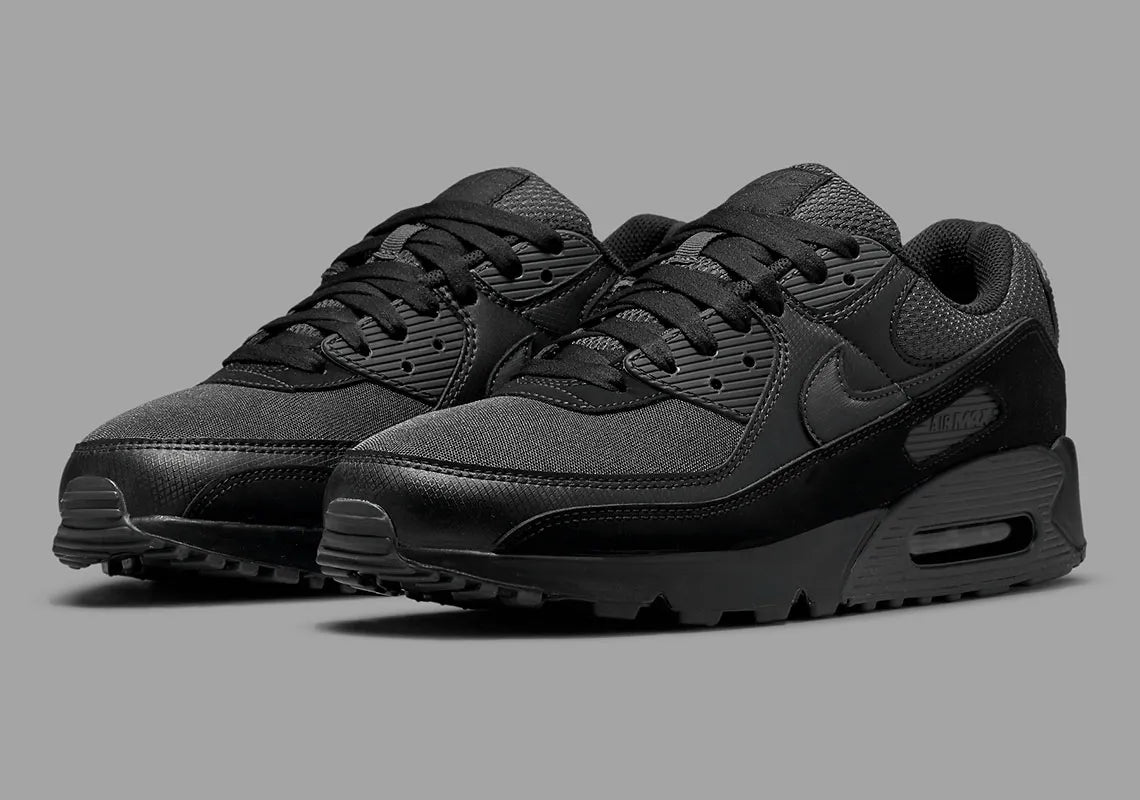 NIKE AIR MAX 90