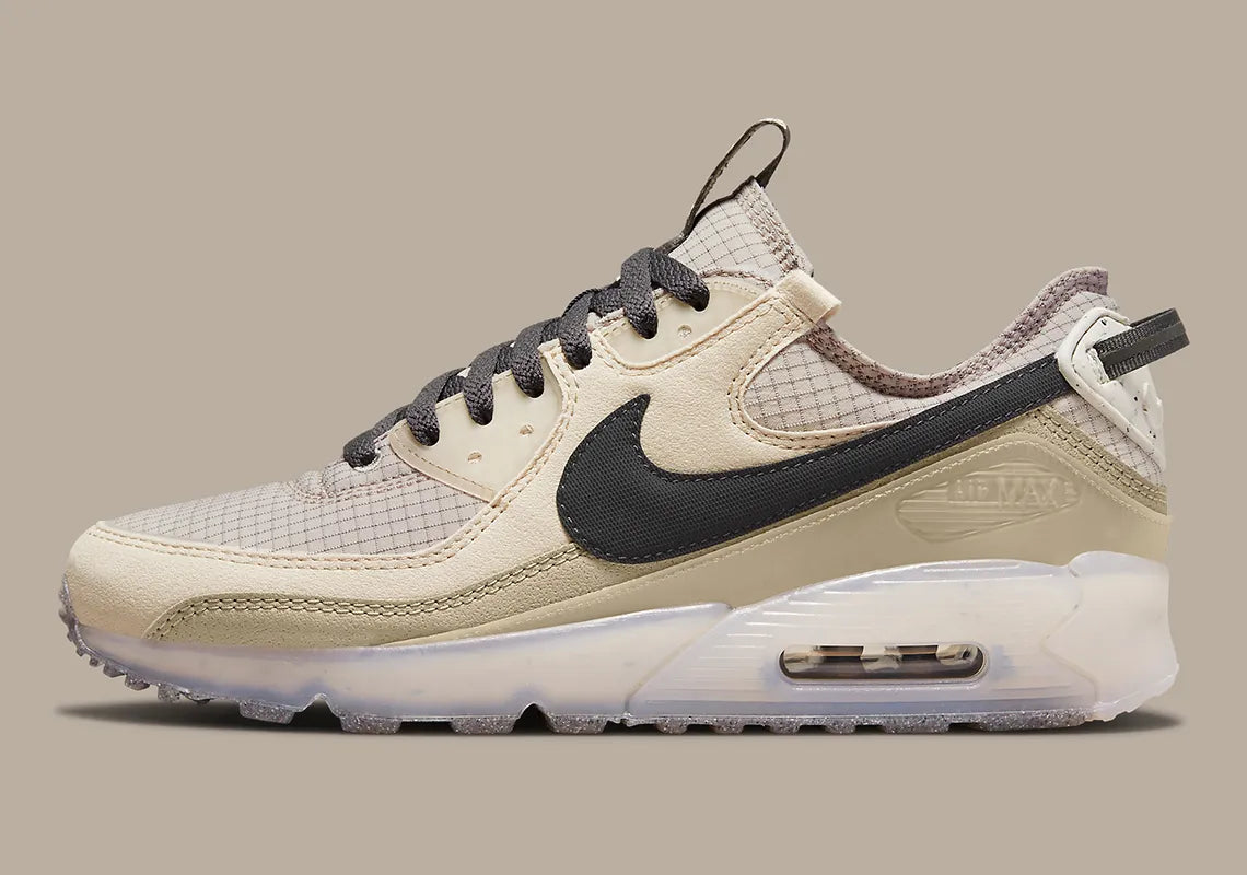 NIKE AIR MAX 90