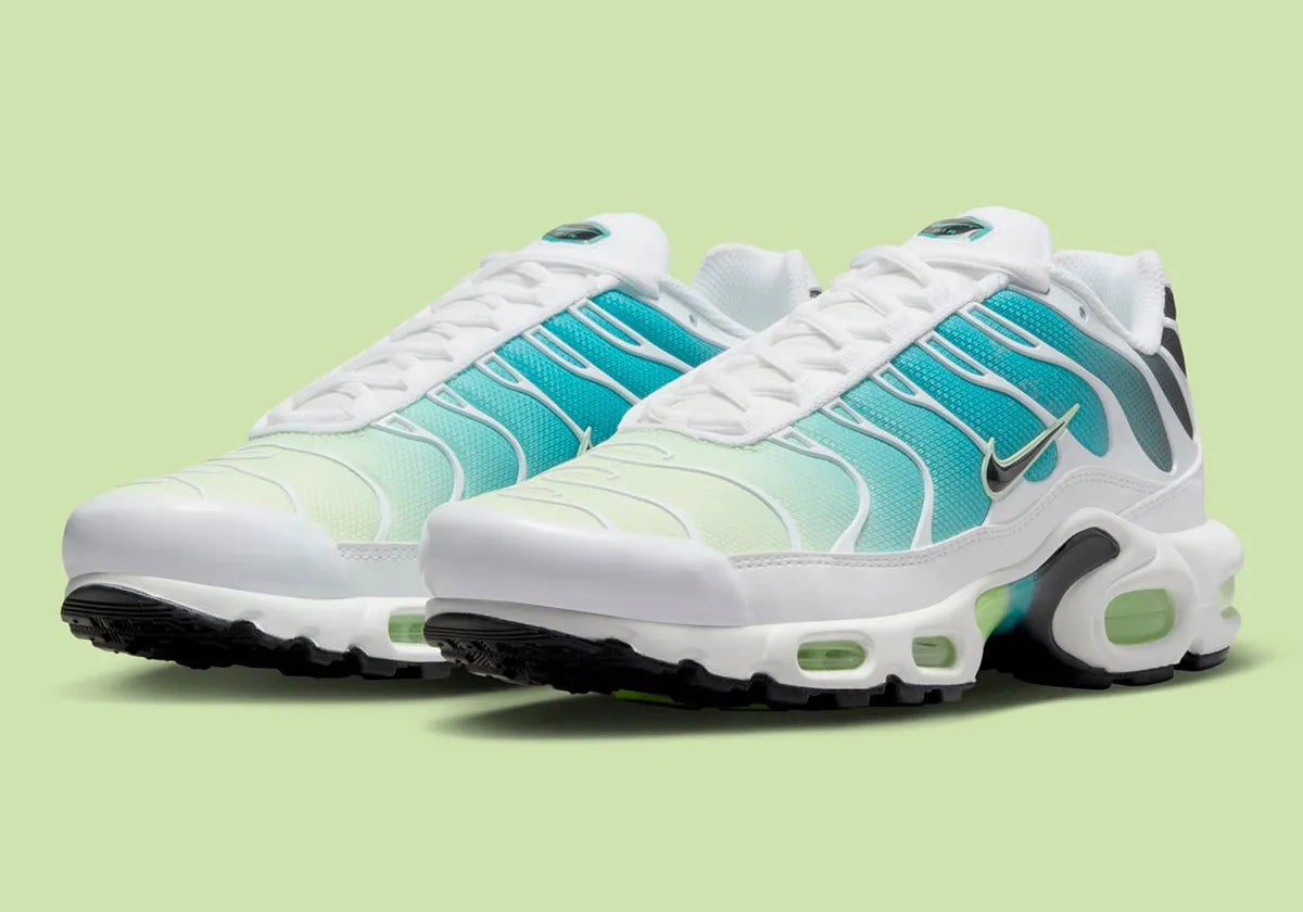 NIKE AIR MAX PLUS TN
