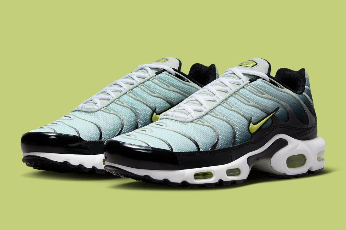 NIKE AIR MAX PLUS TN