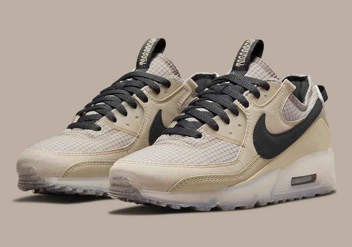 NIKE AIR MAX 90