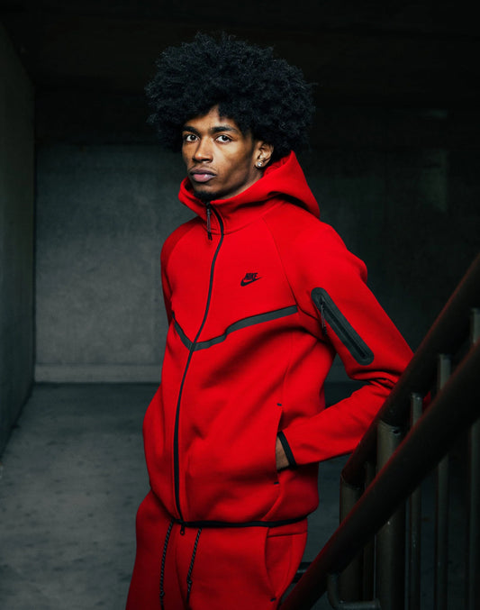NIKE TECH FLEECE