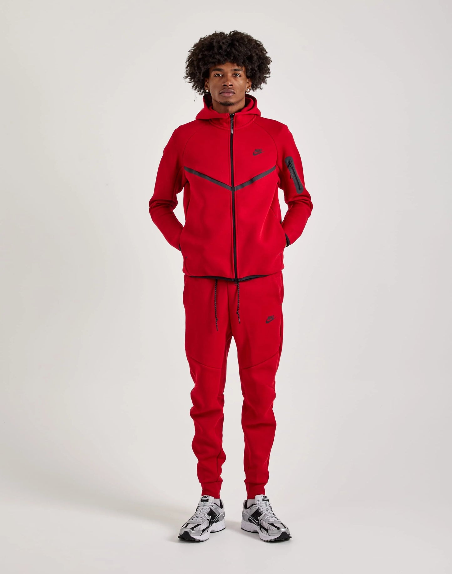NIKE TECH FLEECE